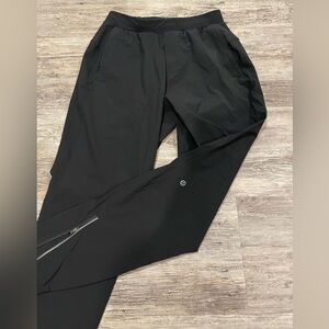 Lululemon surge jogger size small